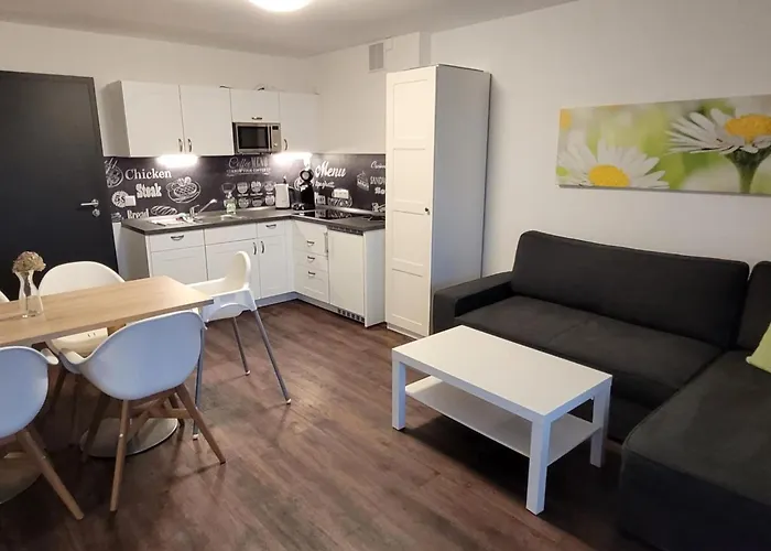 Bayvista Mit Bergblick By Interhome 램
